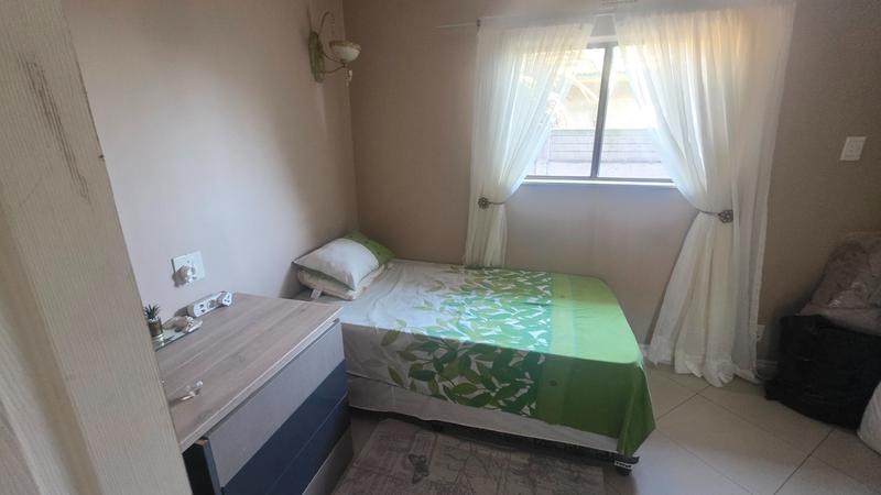 5 Bedroom Property for Sale in Kensington Western Cape